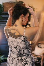 Load image into Gallery viewer, Luxury Étoile Simple Slip