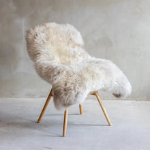 Load image into Gallery viewer, Dutch Texel Melange Fur Throw, multiple styles