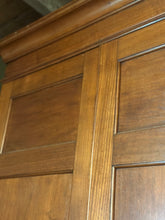 Load image into Gallery viewer, Antique Maryland Cabinet