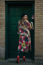 Load image into Gallery viewer, Luxury Art Duster Kimono Robe, multiple styles