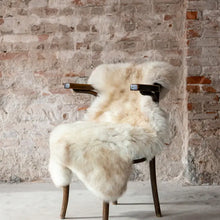 Load image into Gallery viewer, Dutch Texel Melange Fur Throw, multiple styles