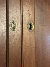 Load image into Gallery viewer, Antique Maryland Cabinet