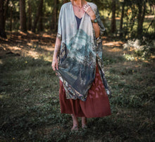 Load image into Gallery viewer, Luxury Art Duster Kimono Robe, multiple styles