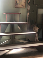 Load image into Gallery viewer, Vintage 4-tiered Stand