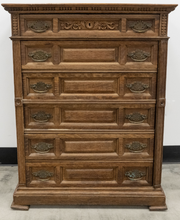 Load image into Gallery viewer, Vintage Carved Oak Chest