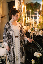 Load image into Gallery viewer, Luxury Art Duster Kimono Robe, multiple styles