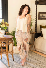 Load image into Gallery viewer, Luxury Art Linen Artist Pant, multiple styles