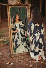 Load image into Gallery viewer, Luxury Art Duster Kimono Robe, multiple styles