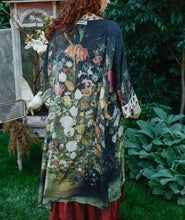 Load image into Gallery viewer, Luxury Art Duster Kimono Robe, multiple styles