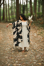 Load image into Gallery viewer, Luxury Art Duster Kimono Robe, multiple styles