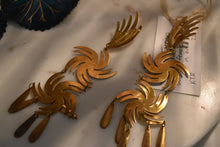 Load image into Gallery viewer, Comet Earrings