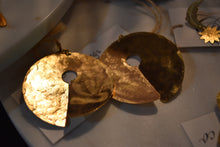 Load image into Gallery viewer, Teahupo Earrings