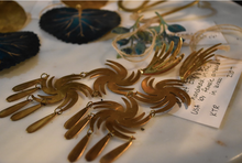 Load image into Gallery viewer, Comet Earrings