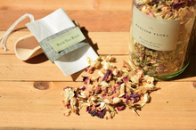 Load image into Gallery viewer, English Flora Bath Tea, multiple styles