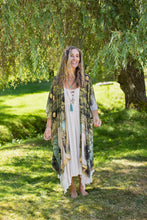 Load image into Gallery viewer, Luxury Art Duster Kimono Robe, multiple styles