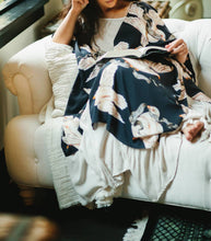 Load image into Gallery viewer, Luxury Art Duster Kimono Robe, multiple styles