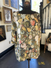 Load image into Gallery viewer, Luxury Art Tunic Tee, multiple styles