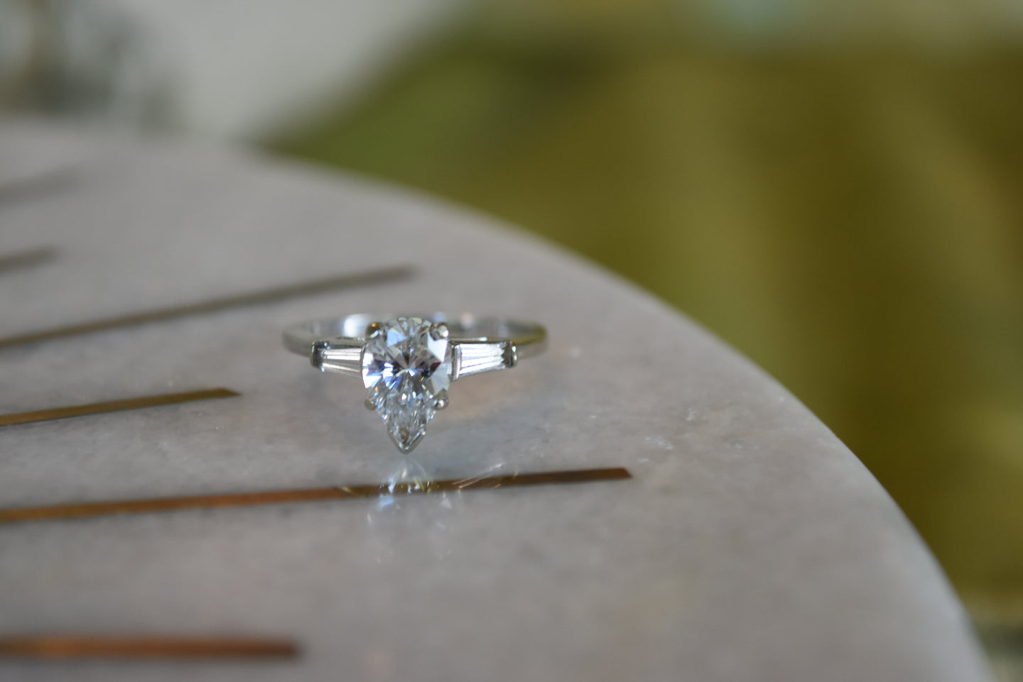 14k White Topaz Estate Ring