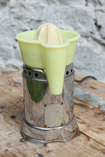 Load image into Gallery viewer, Vintage Juicer w/ Glass Insert
