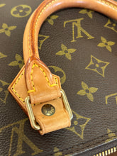 Load image into Gallery viewer, Louis Vuitton Alma Bag
