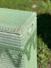 Load image into Gallery viewer, Vintage Green Basket/Hamper
