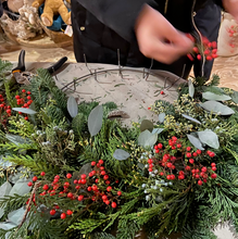 Load image into Gallery viewer, Deluxe Holiday Wreath Workshop
