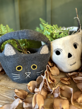 Load image into Gallery viewer, Felt Trick or Treat Basket, multiple styles
