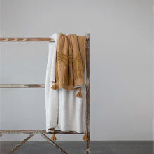 Load image into Gallery viewer, L&#39;Arc Tufted Sherpa Throw w/ Tassels
