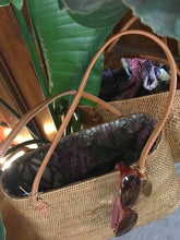 Load image into Gallery viewer, Handmade Ata-grass Woven Tote
