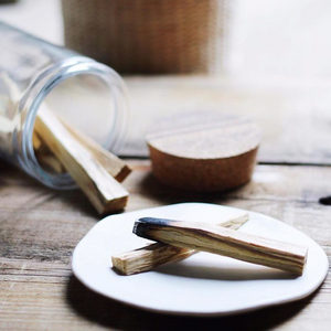 Palo Santo, Jar & Set of 12 Sticks
