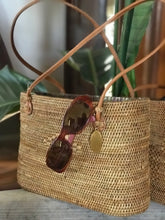 Load image into Gallery viewer, Handmade Ata-grass Woven Tote
