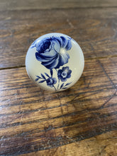 Load image into Gallery viewer, Blue and White Ceramic Knob
