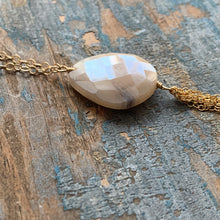 Load image into Gallery viewer, Moonstone Fringe Necklace / Peach
