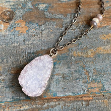 Load image into Gallery viewer, Zion Druzy Neclace
