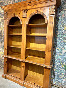 Vintage Pine Shelf/Cabinet